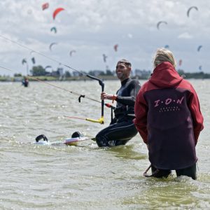 kitesurfen leren strand Workum